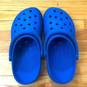 Crocs Kids Blue Youth Size J 4